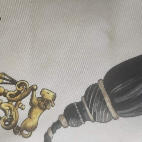 Vintage Hermes 34" rolled edge silk scarf 1991 - Picture 7 of 10